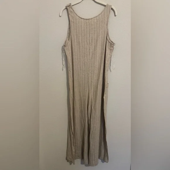 Max Studio Wide Leg Jumpsuit - Picture 8 of 8